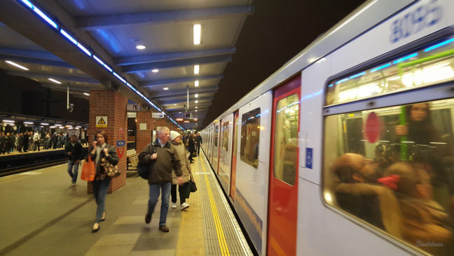 West Ham Underground Station at night with Galaxy S6 Camera