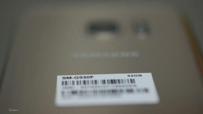 Samsung Galaxy S7 back showing model number