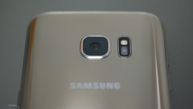 Samsung Galaxy S7 from back